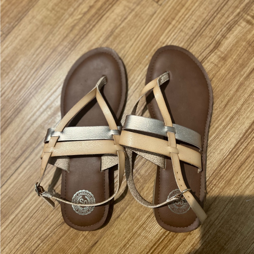 SO Cream and Silver Sandals with Strappy Design